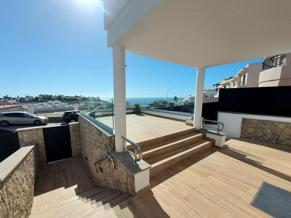 Villa Playa Amadores - Luxury Villa With Heated Pool Puerto Rico  Esterno foto