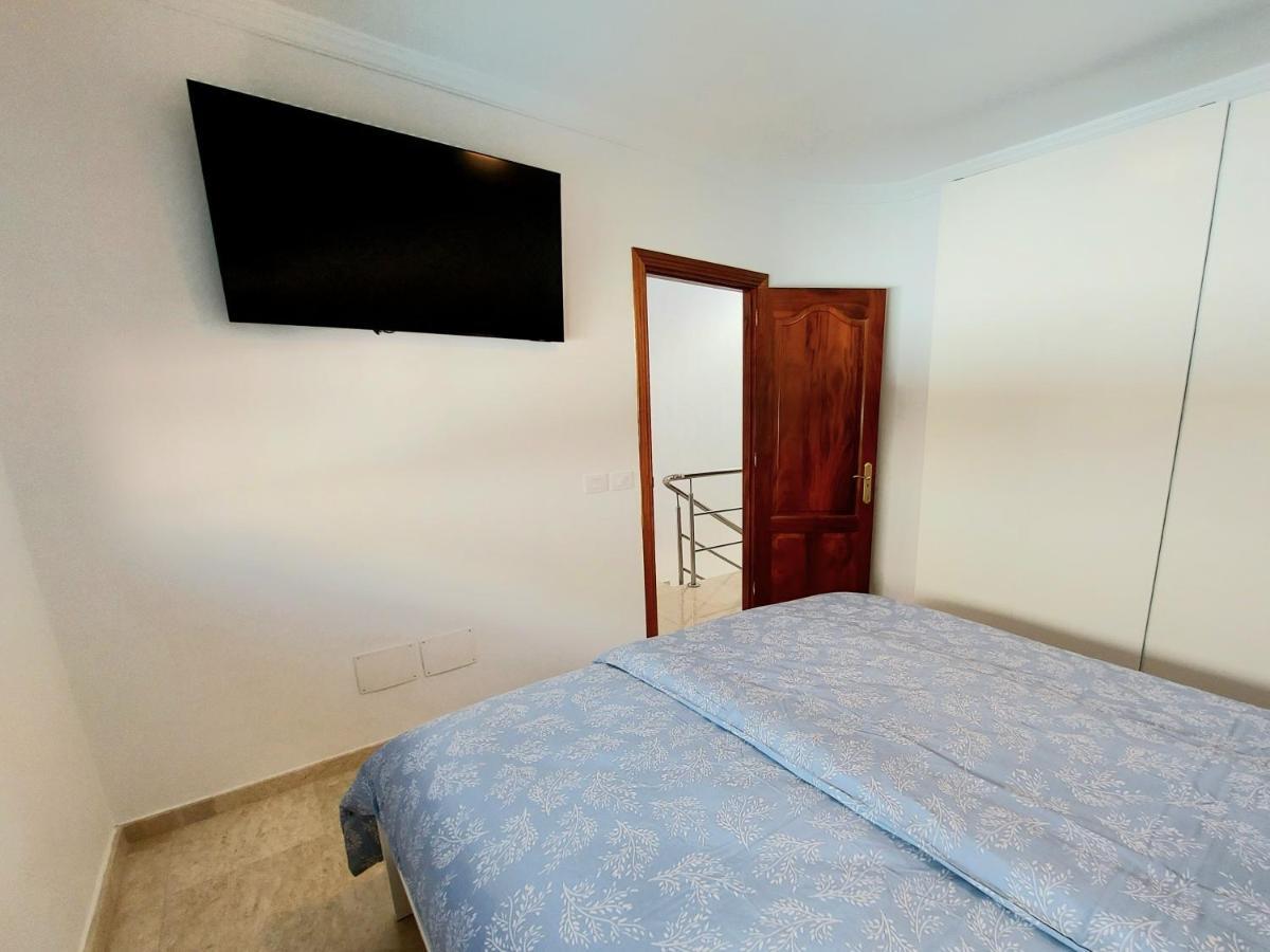 Villa Playa Amadores - Luxury Villa With Heated Pool Puerto Rico  Esterno foto